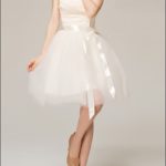 Knielanges Tüll-Brautkleid mit Korsage und Schleife WD200