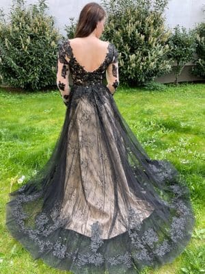 Schwarzes-Hochzeitskleid