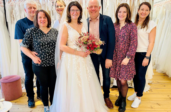Braut mit Familie