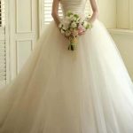 Prinzessinnen Brautkleid mit Satin Corsage und Tüllrock – exklusiv in Berlin bei Lafanta