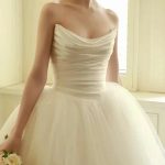 Elegantes Satin-Corsage-Oberteil mit feiner Drapierung