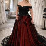 Brautkleid in Schwarz und Rot mit A-Linien-Schnitt, Off-Shoulder-Trägern und edler Spitze I LAFANTA